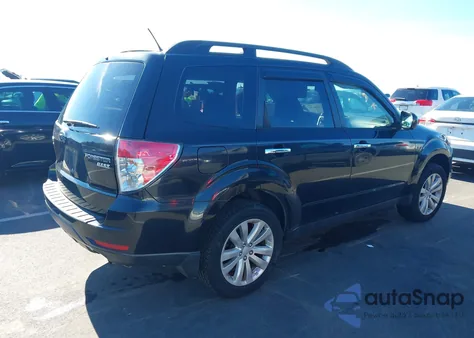 2013 Subaru Forester 2.5X Premium from USA, damaged, VIN JF2SHADC6DH401329
